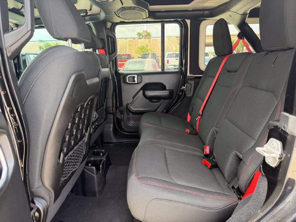 Used 2020 Jeep Wrangler Unlimited Rubicon w/ Quick Order Package 28Y Recon AWD/4WD image 9