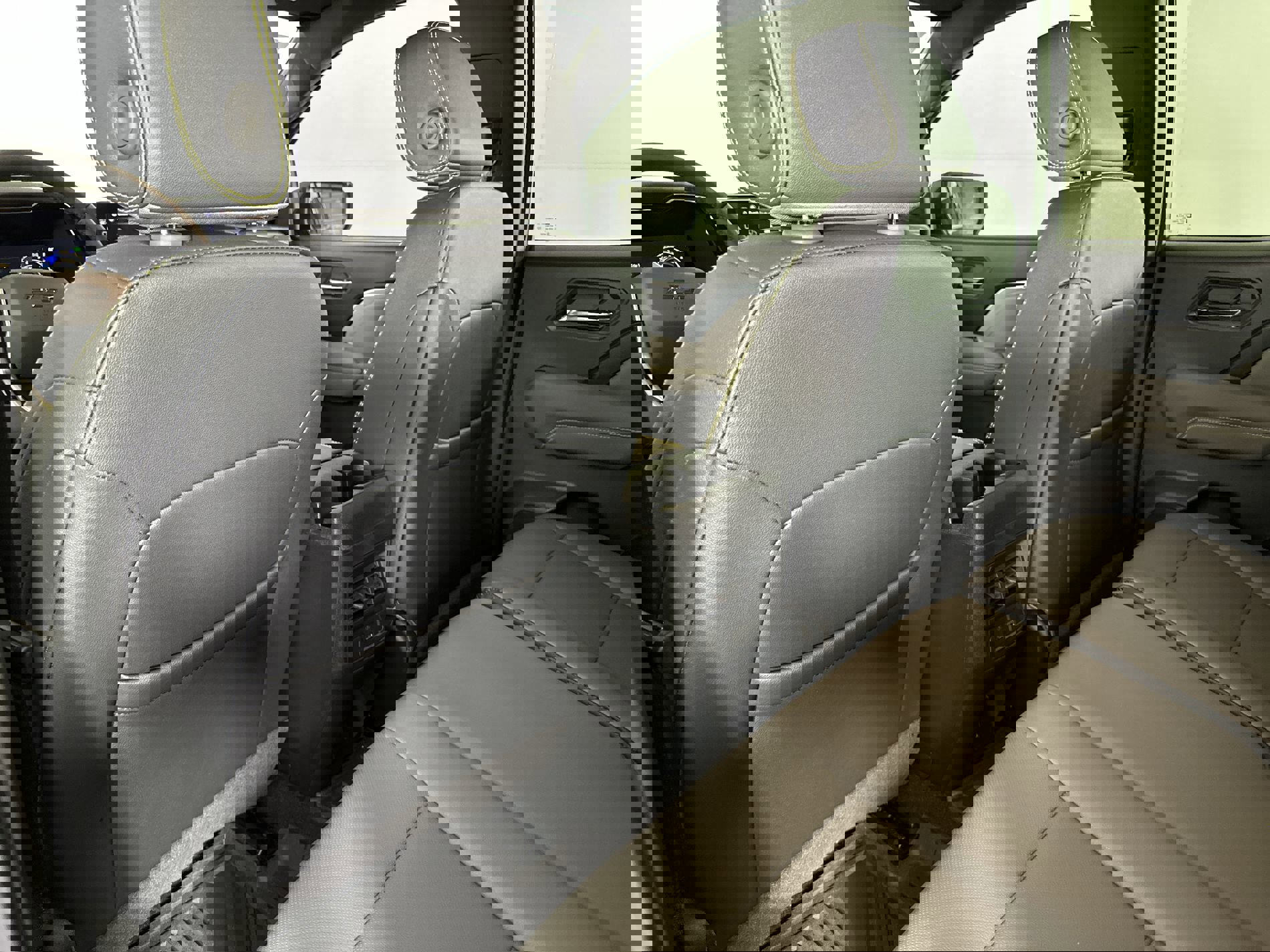 New 2025 Chevrolet Colorado ZR2 w/ Technology Package image 21