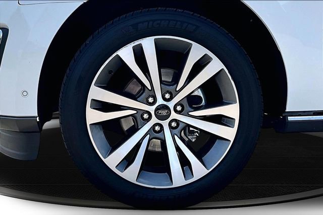 Used 2020 Ford Expedition Limited w/ Equipment Group 302A AWD/4WD image 35