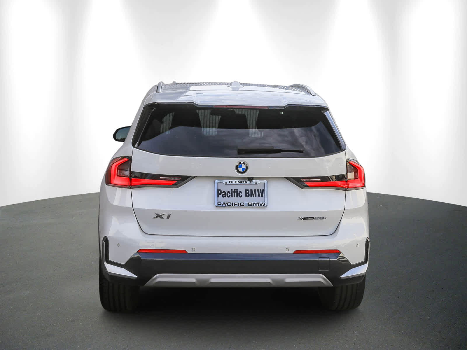 Certified 2023 BMW X1 xDrive28i w/ Convenience Package image 5