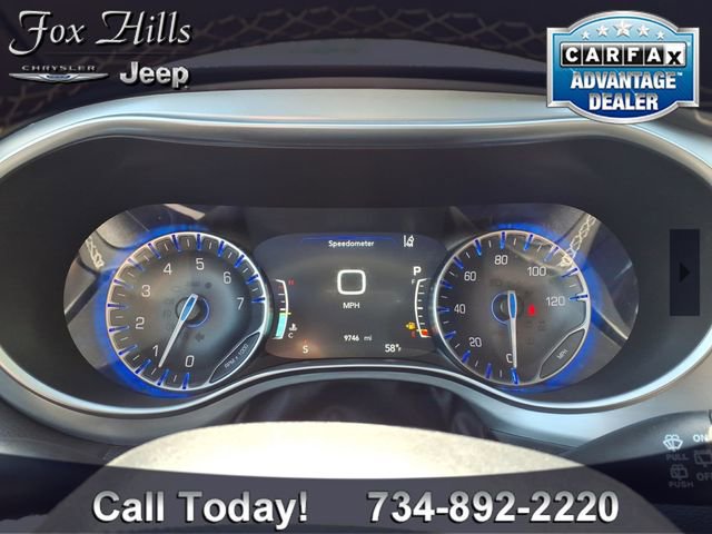 Used 2026 Chrysler Pacifica Limited FWD image 21