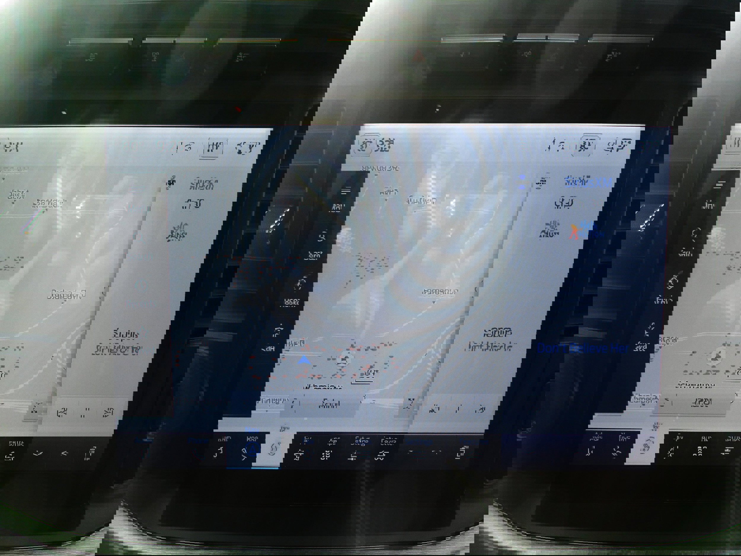 Used 2023 Ford F150 Lariat w/ Equipment Group 502A High image 31