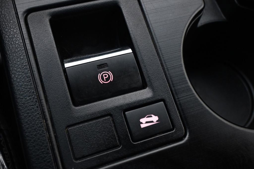 Used 2015 Subaru Legacy 2.5i Premium image 30