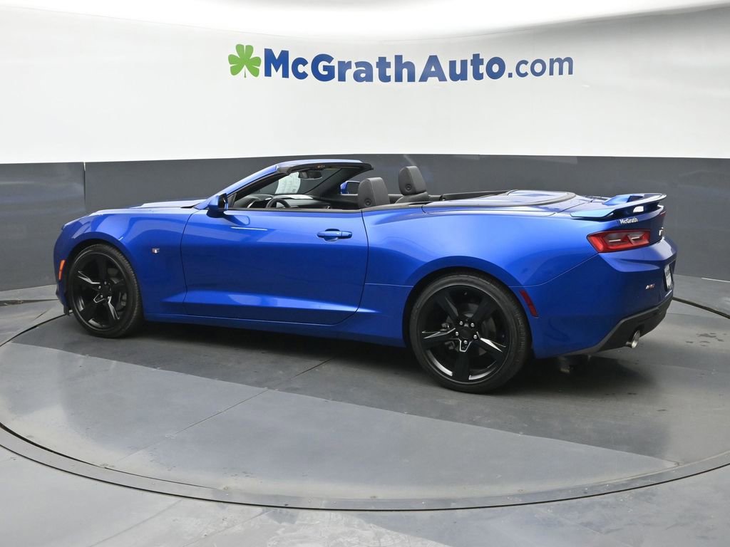 Used 2018 Chevrolet Camaro LT RWD image 21