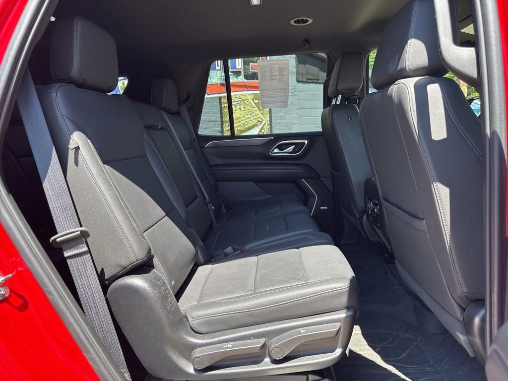 Used 2024 Chevrolet Tahoe LT w/ Luxury Package AWD/4WD image 17