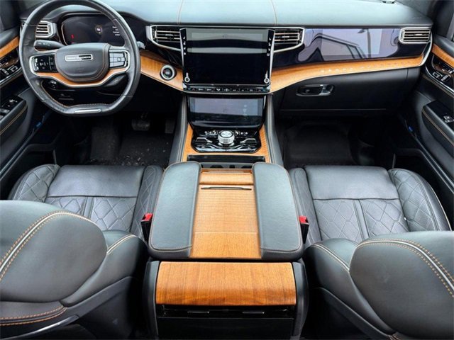 Used 2022 Jeep Grand Wagoneer Series III image 15