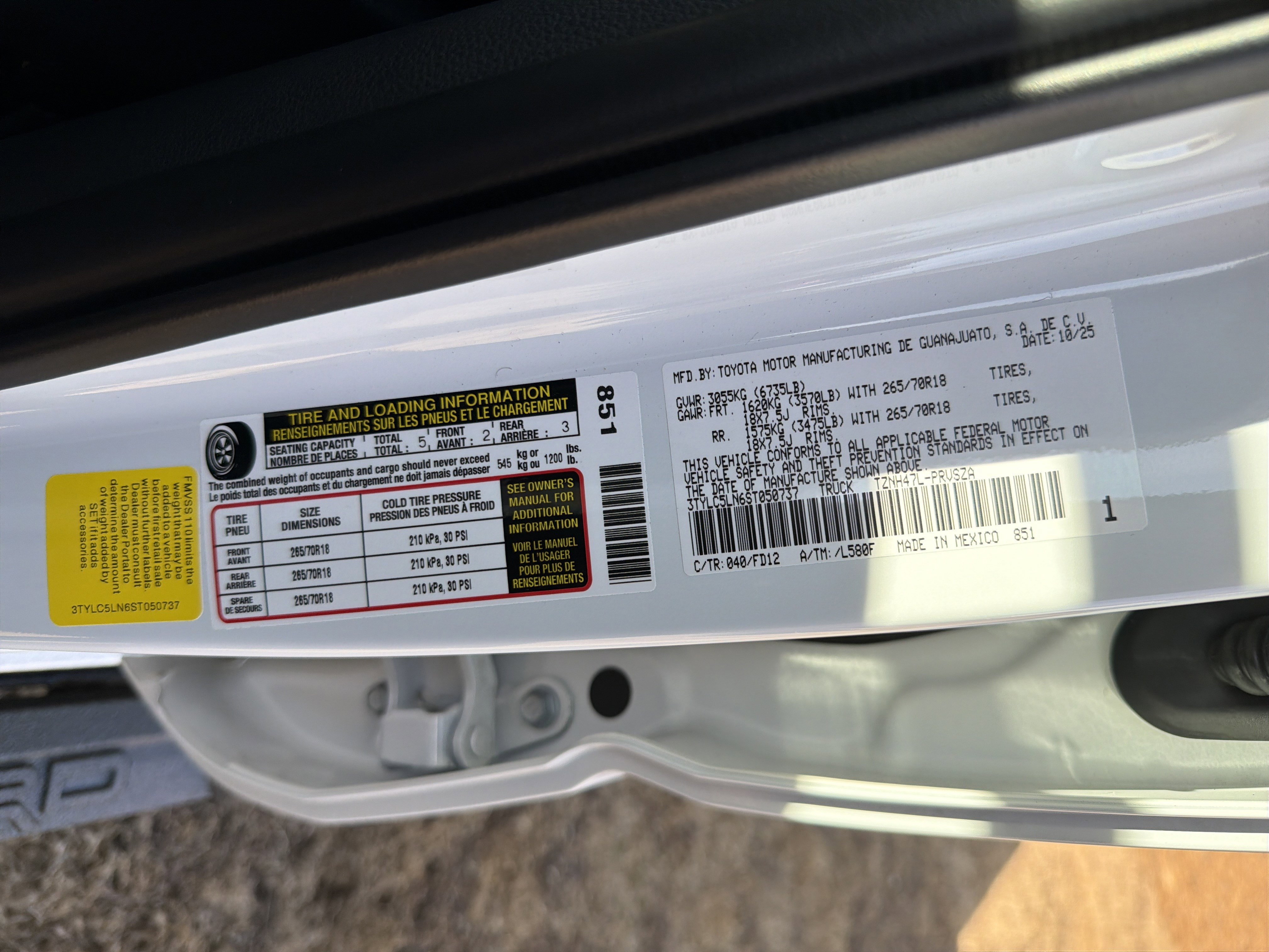 New 2025 Toyota Tacoma TRD Off-Road image 30