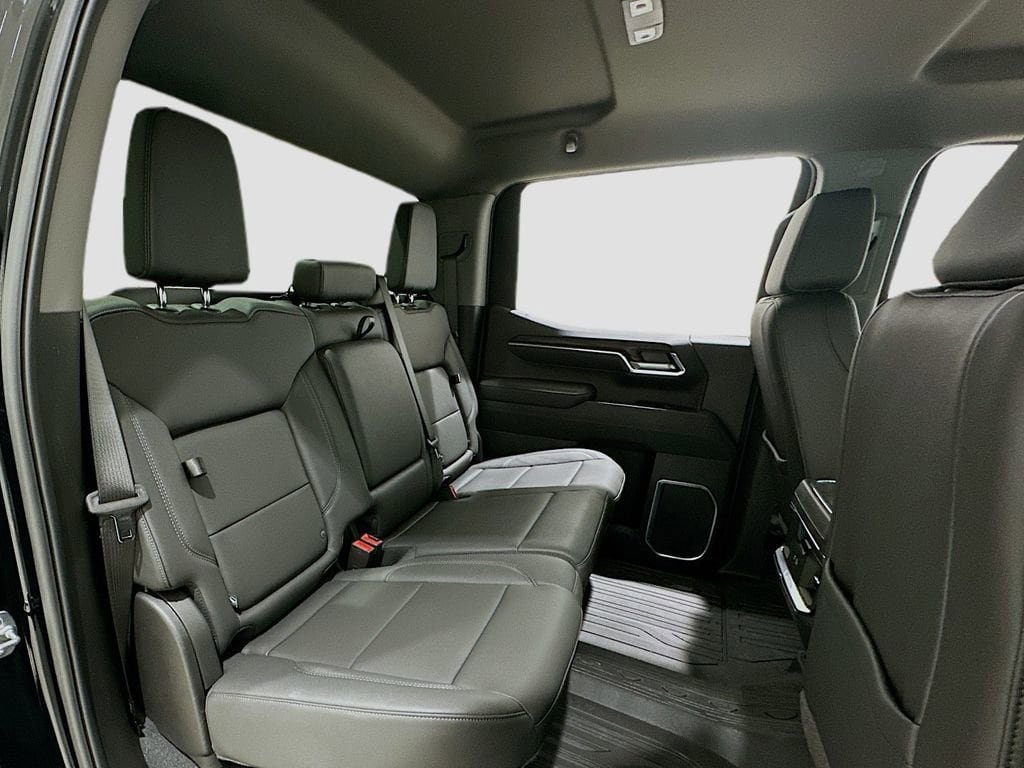 New 2026 GMC Sierra 1500 SLT RWD image 30