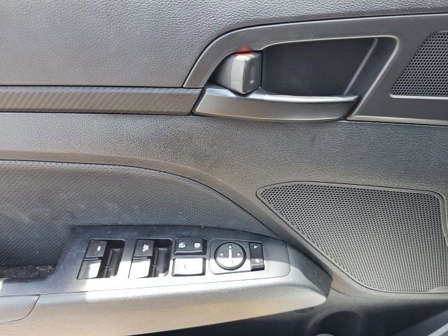 Used 2017 Hyundai Elantra Sport FWD image 14