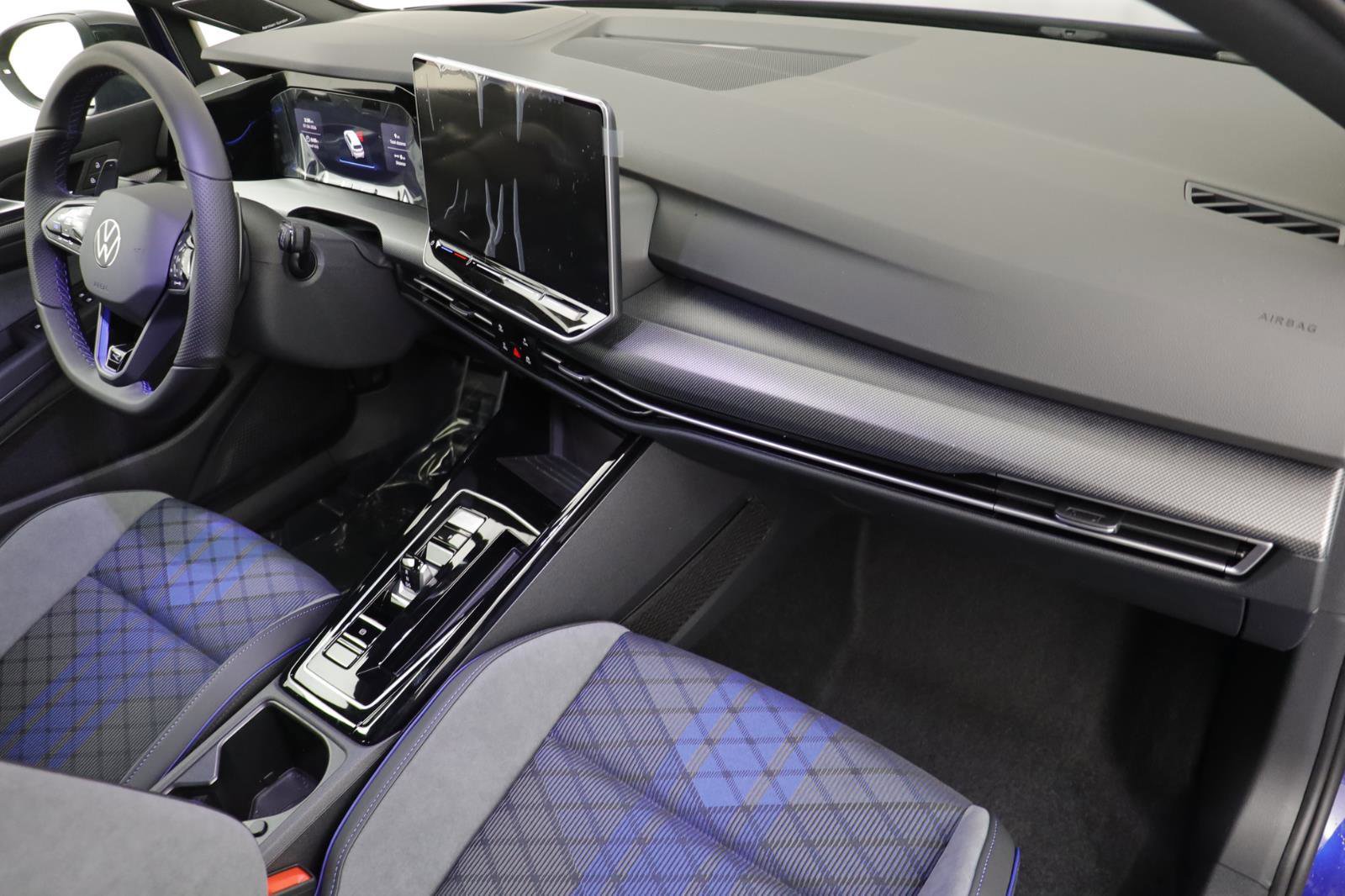 New 2026 Volkswagen Golf w/ Euro Style Package image 20