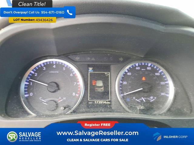 Used 2019 Toyota Highlander LE FWD image 12