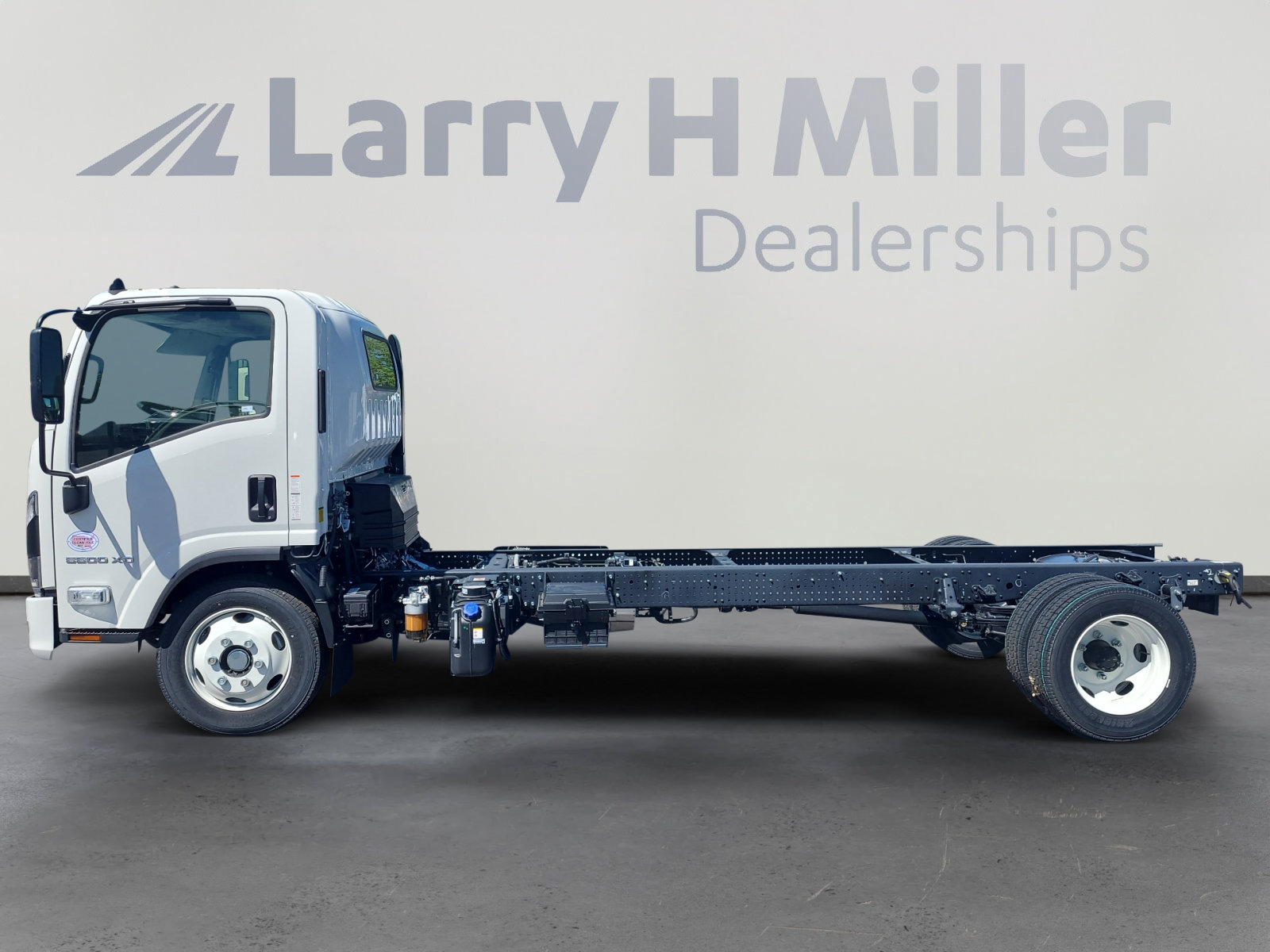 New 2025 Chevrolet Low Cab Forward 5500 XD RWD image 2