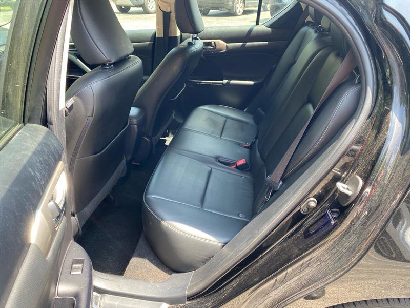 Used 2014 Lexus CT 200h image 9