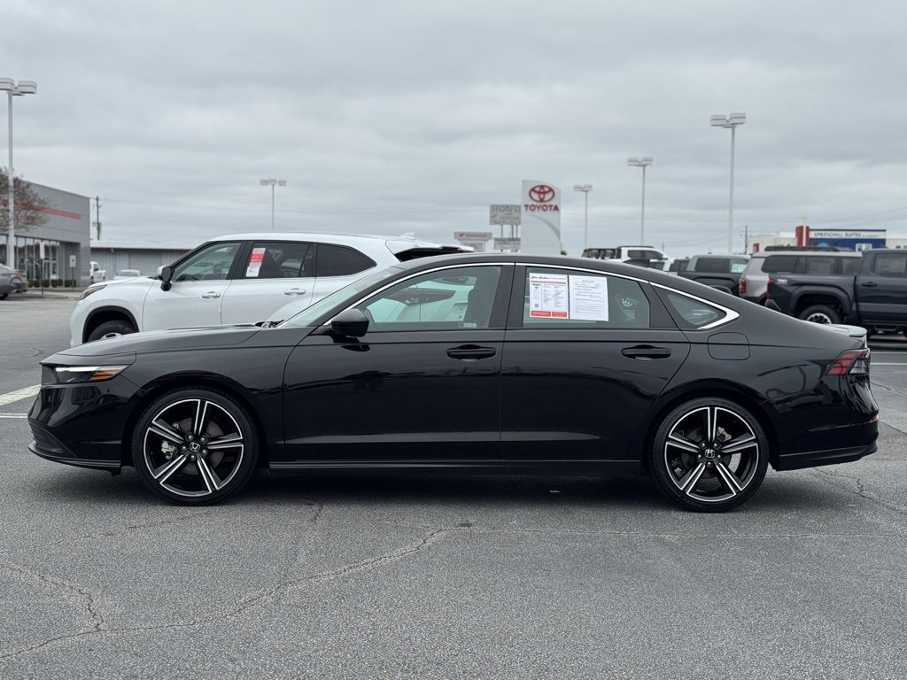Used 2024 Honda Accord Sport image 8