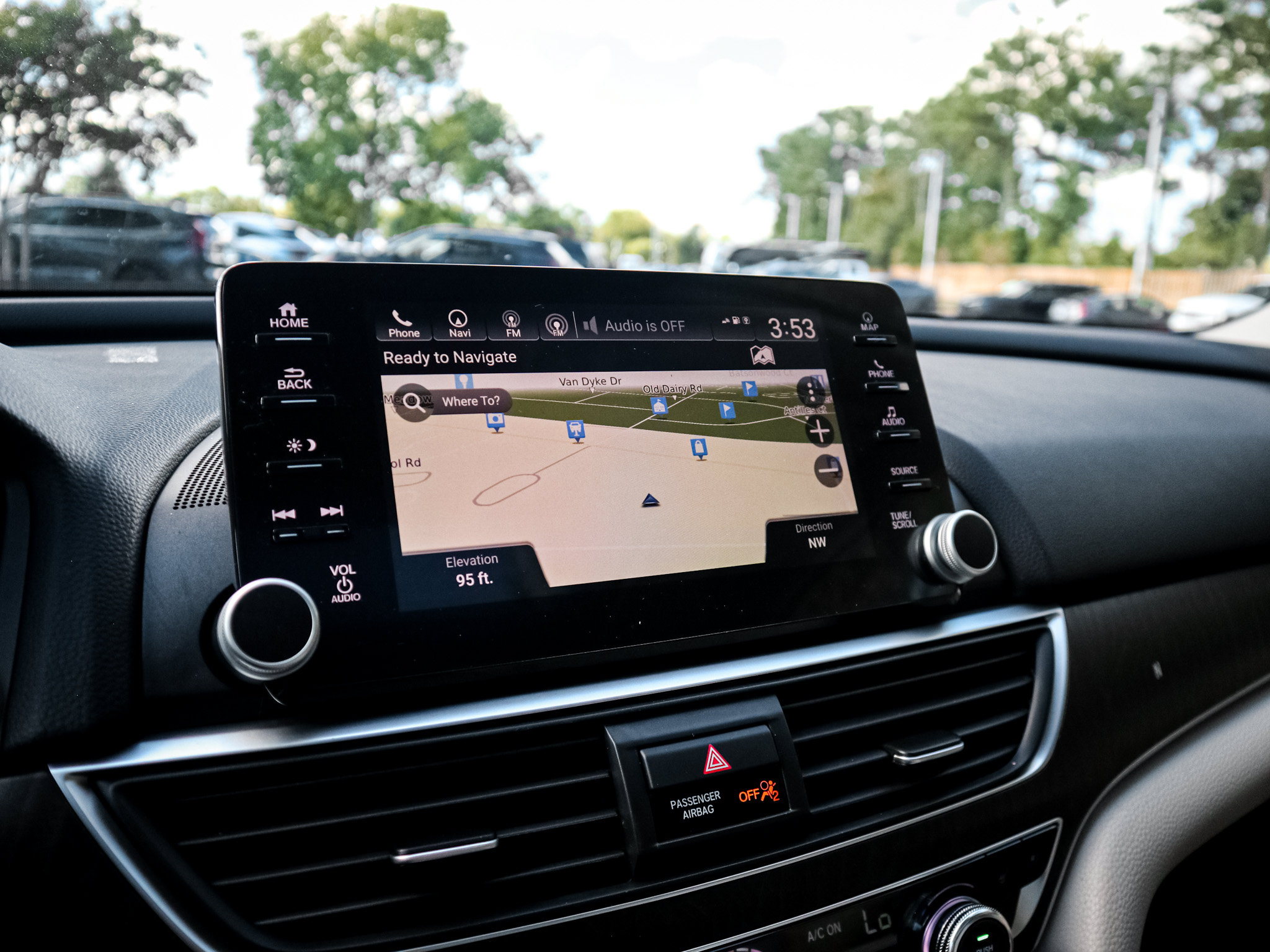 Used 2018 Honda Accord Touring image 24