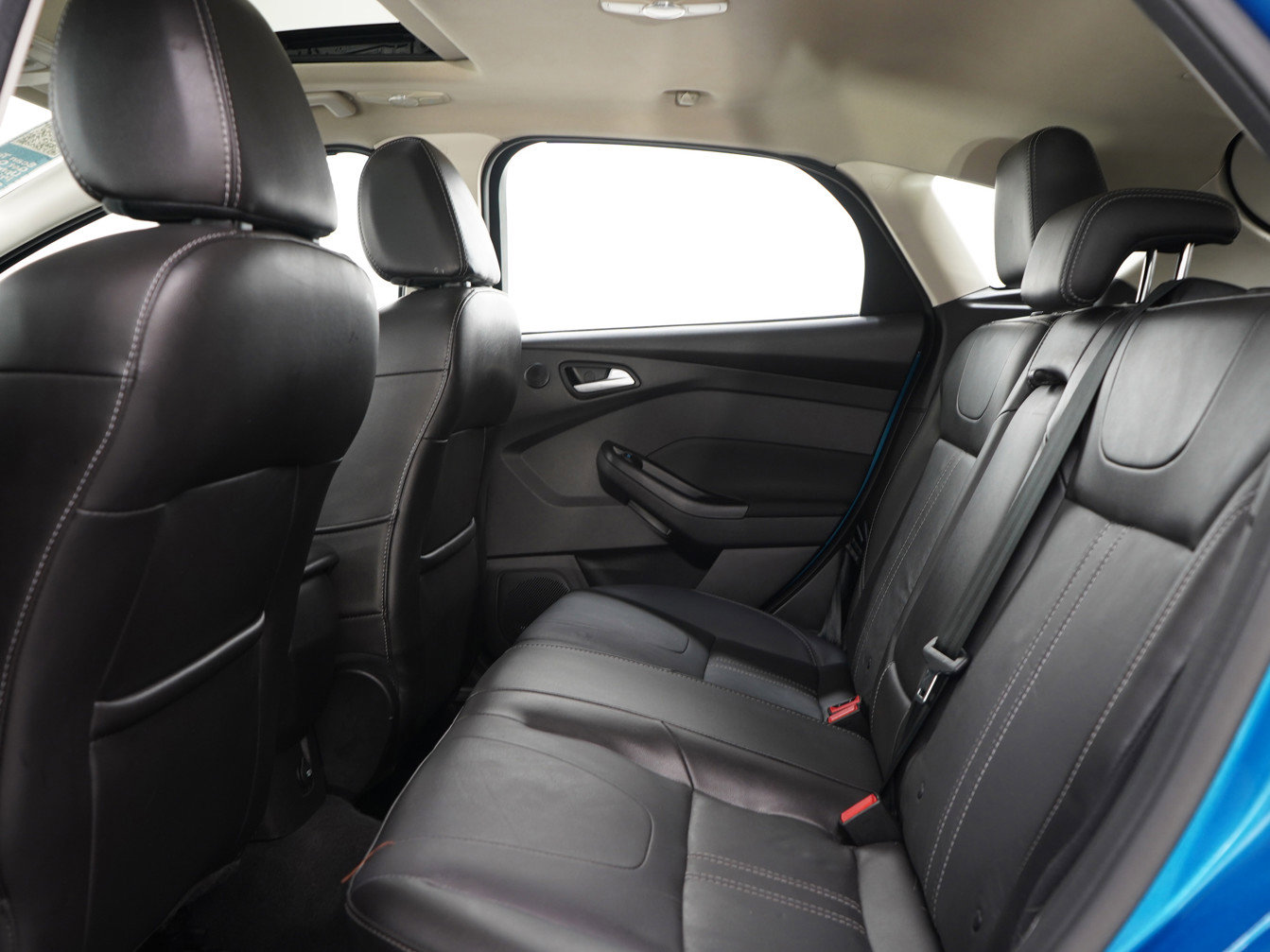 Used 2014 Ford Focus Titanium FWD image 17