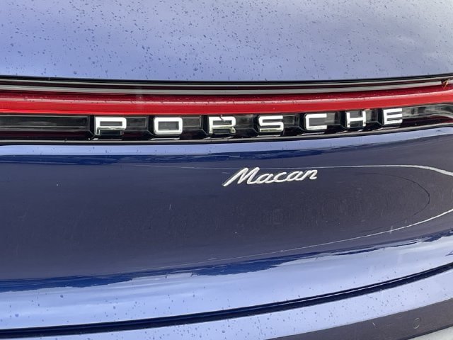 Used 2024 Porsche Macan AWD/4WD image 6