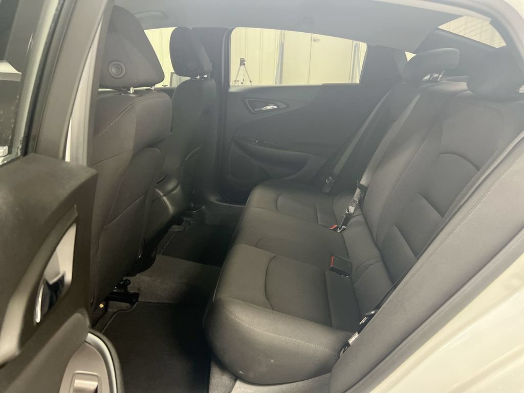 Used 2024 Chevrolet Malibu RS FWD image 22