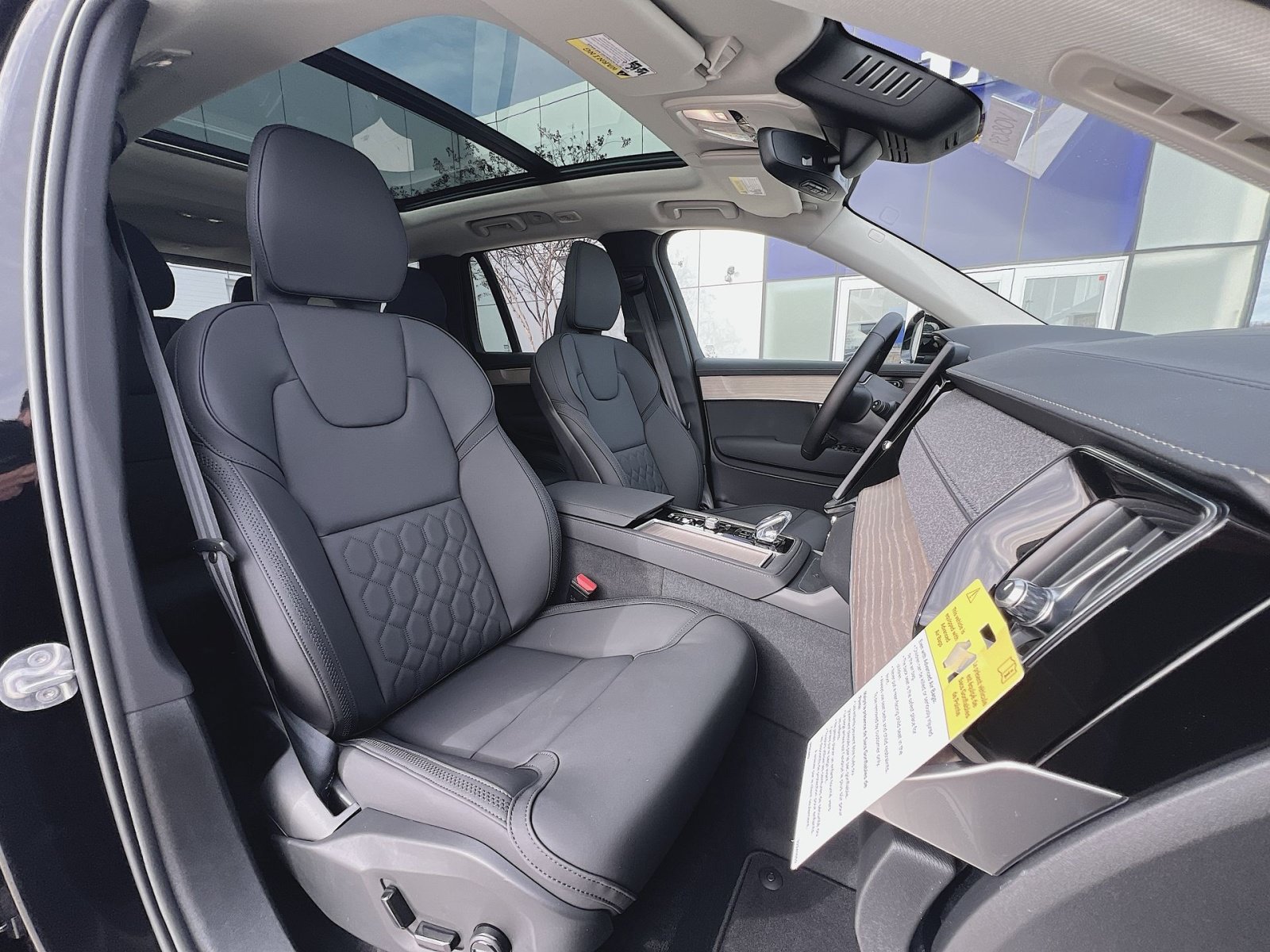New 2026 Volvo XC90 B5 Plus w/ Protection Package AWD/4WD image 36