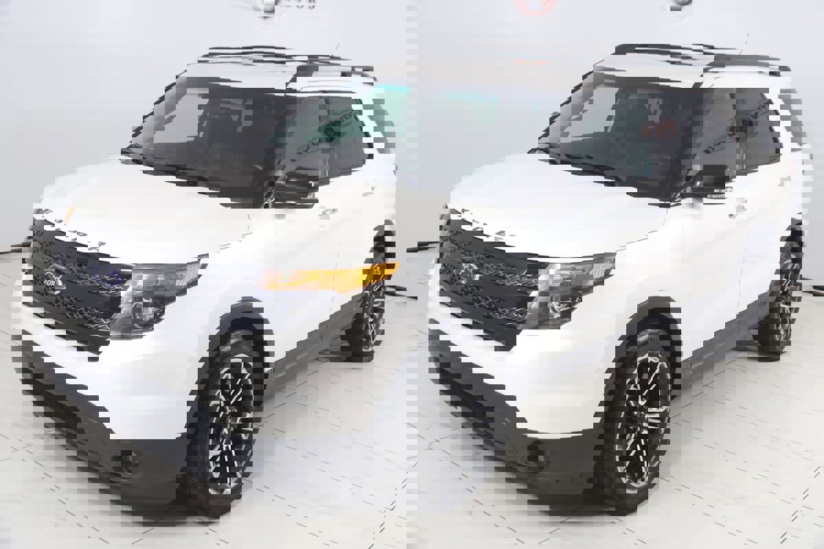 Used 2013 Ford Explorer Sport image 24