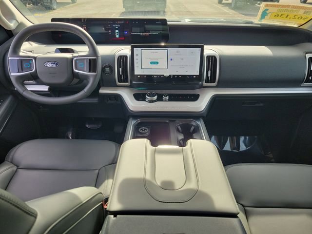 New 2026 Ford Expedition Active RWD image 8