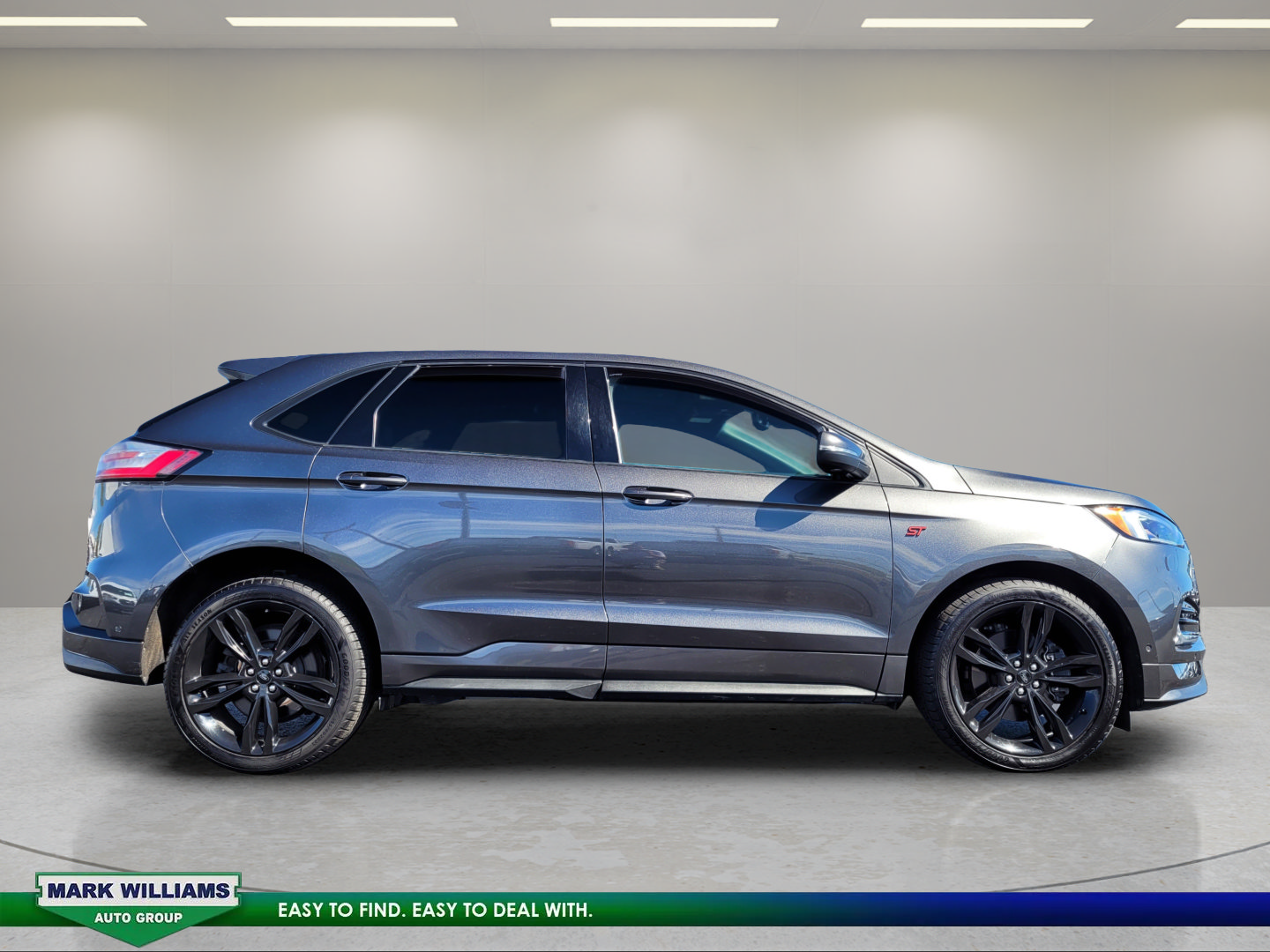 Used 2020 Ford Edge ST w/ Equipment Group 401A AWD/4WD image 2