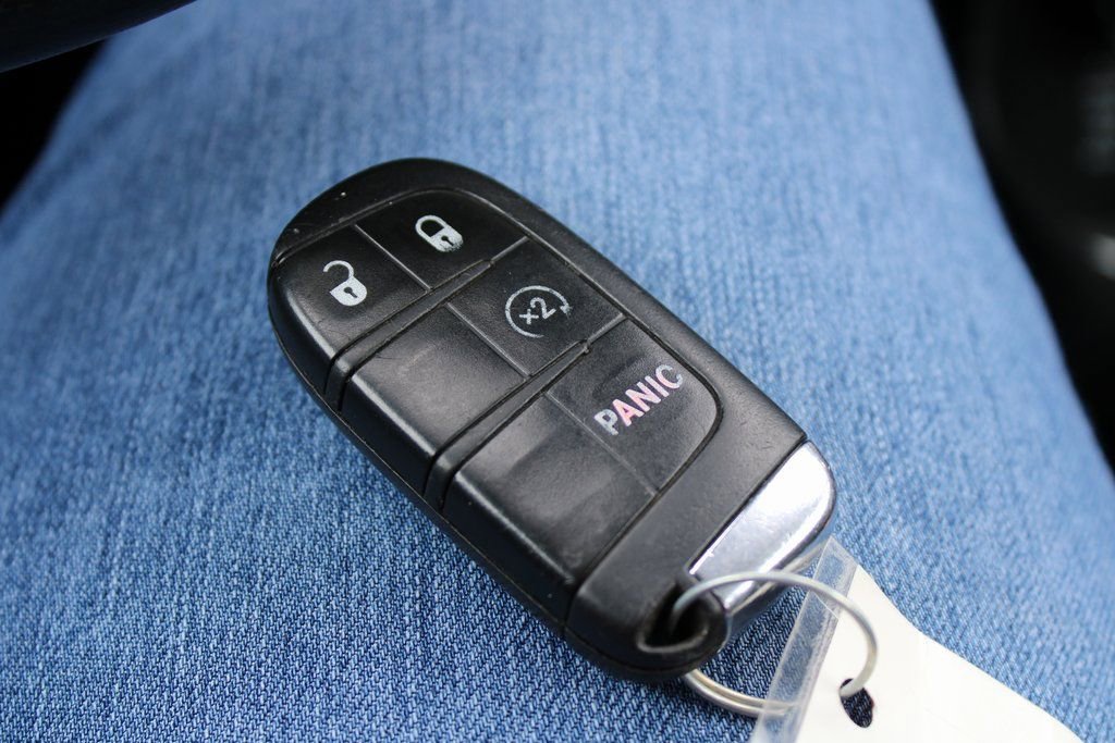 Used 2015 Jeep Renegade Trailhawk w/ Safety & Security Group I image 25