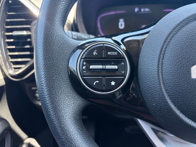Used 2023 Kia Soul S FWD image 3