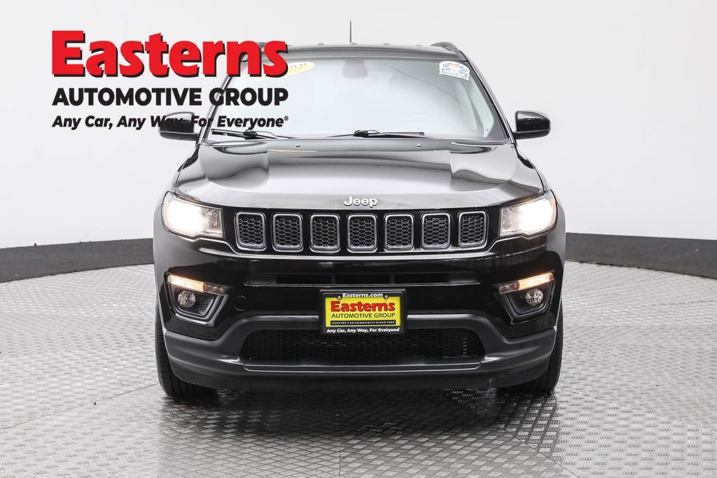 Used 2019 Jeep Compass Latitude w/ Cold Weather Group image 2