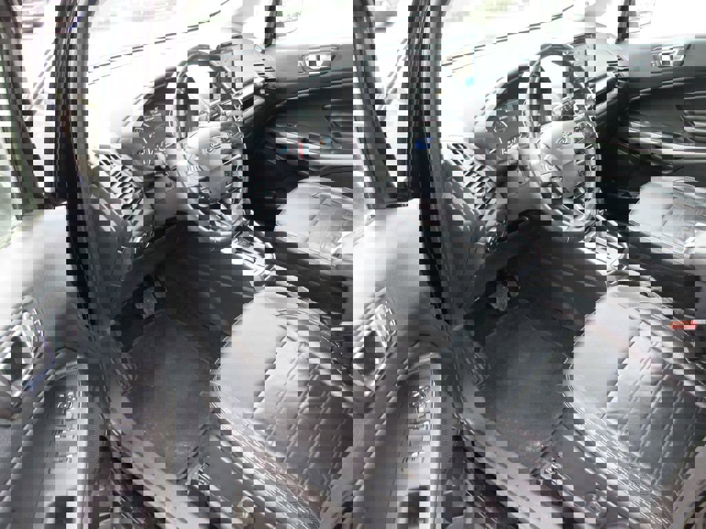 Used 2018 Ford EcoSport Titanium AWD/4WD image 12