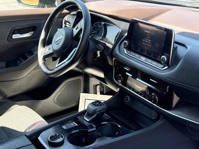 Certified 2022 Nissan Rogue SV AWD/4WD image 11
