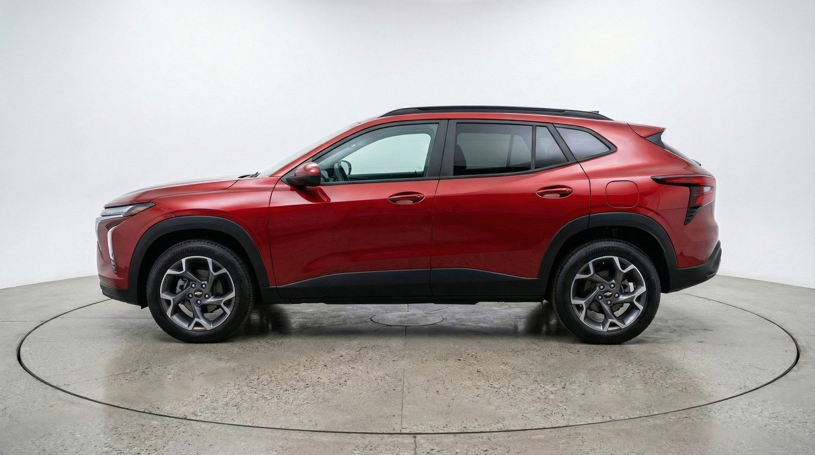 Used 2025 Chevrolet Trax LT w/ LT Convenience Package image 5