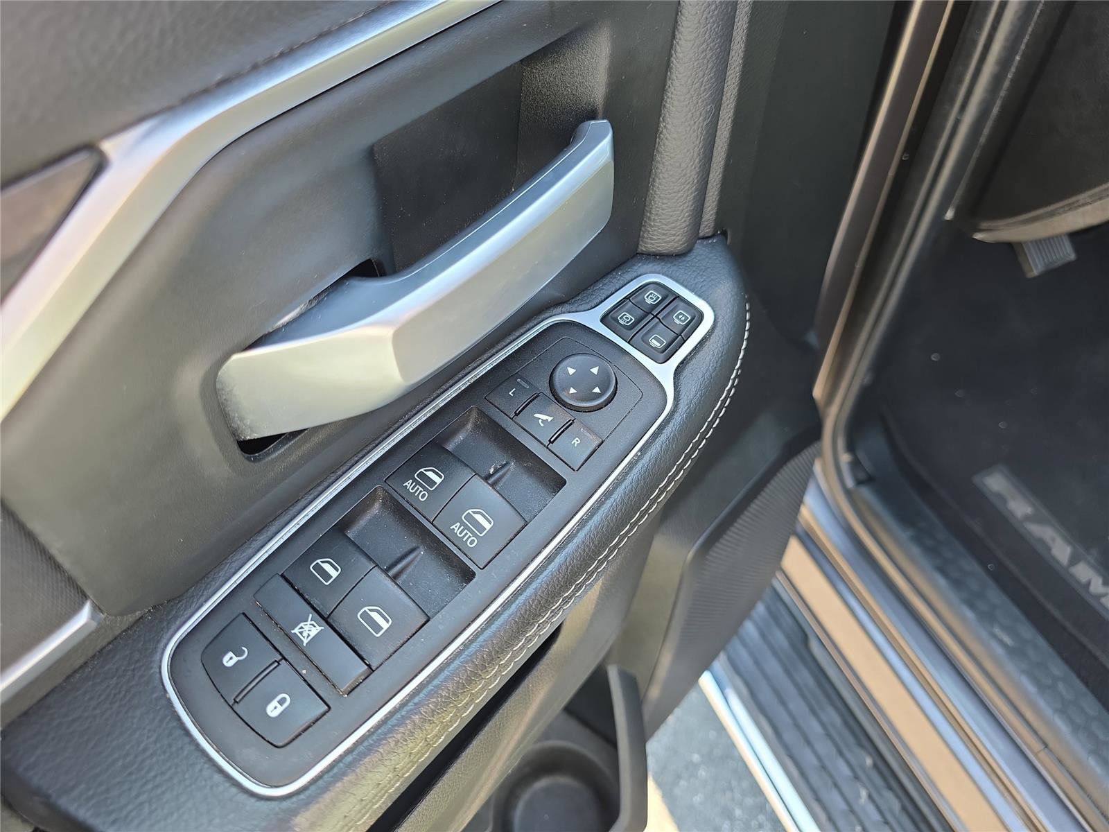 Used 2024 RAM 2500 Big Horn image 18