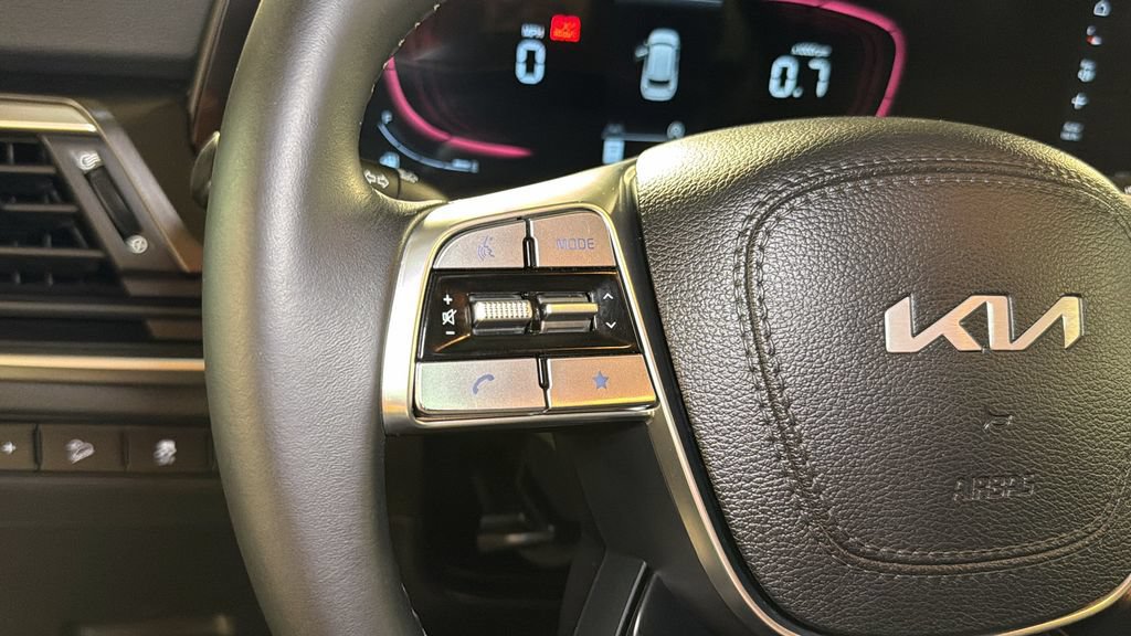 Used 2023 Kia Telluride S AWD/4WD image 23