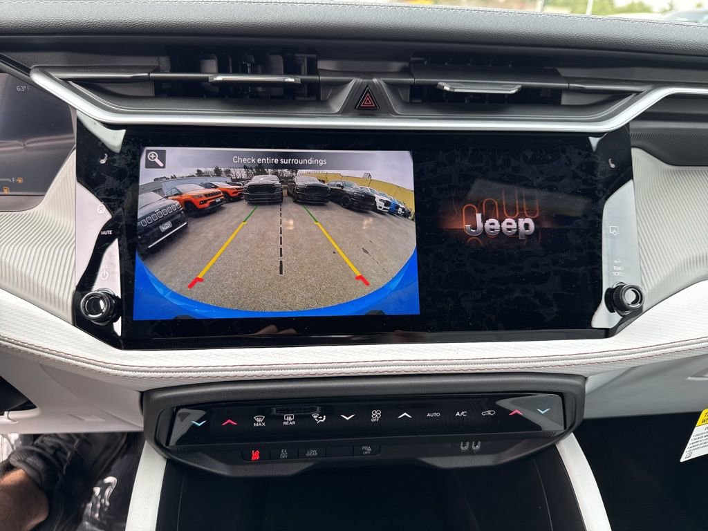 New 2026 Jeep Cherokee Limited image 13