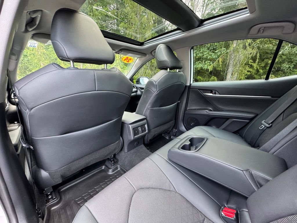 Used 2024 Toyota Camry XSE w/ Navigation Package FWD image 11