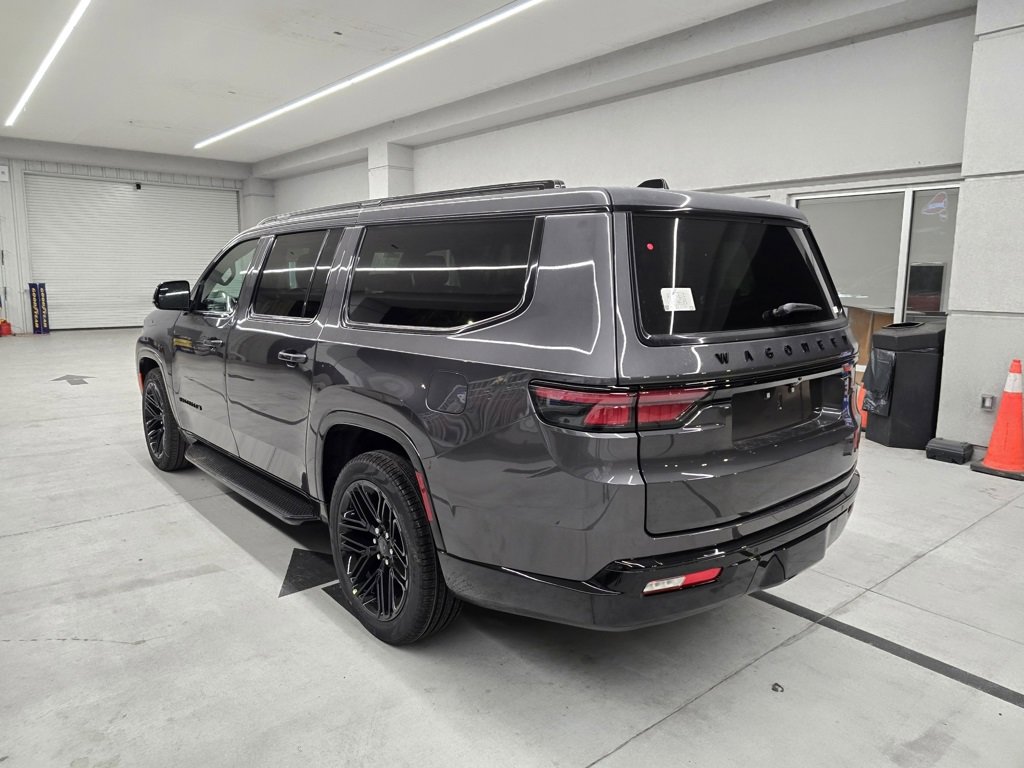 New 2025 Jeep Wagoneer L Series II w/ Premium Group I image 4