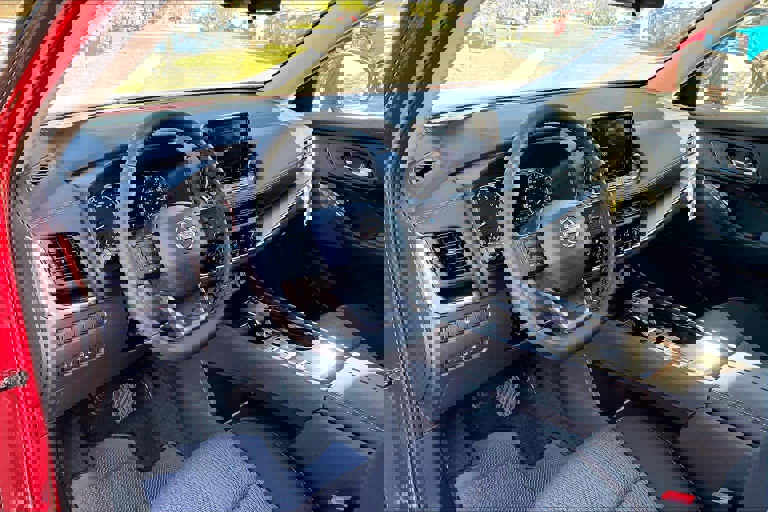 New 2026 Nissan Rogue SV image 8