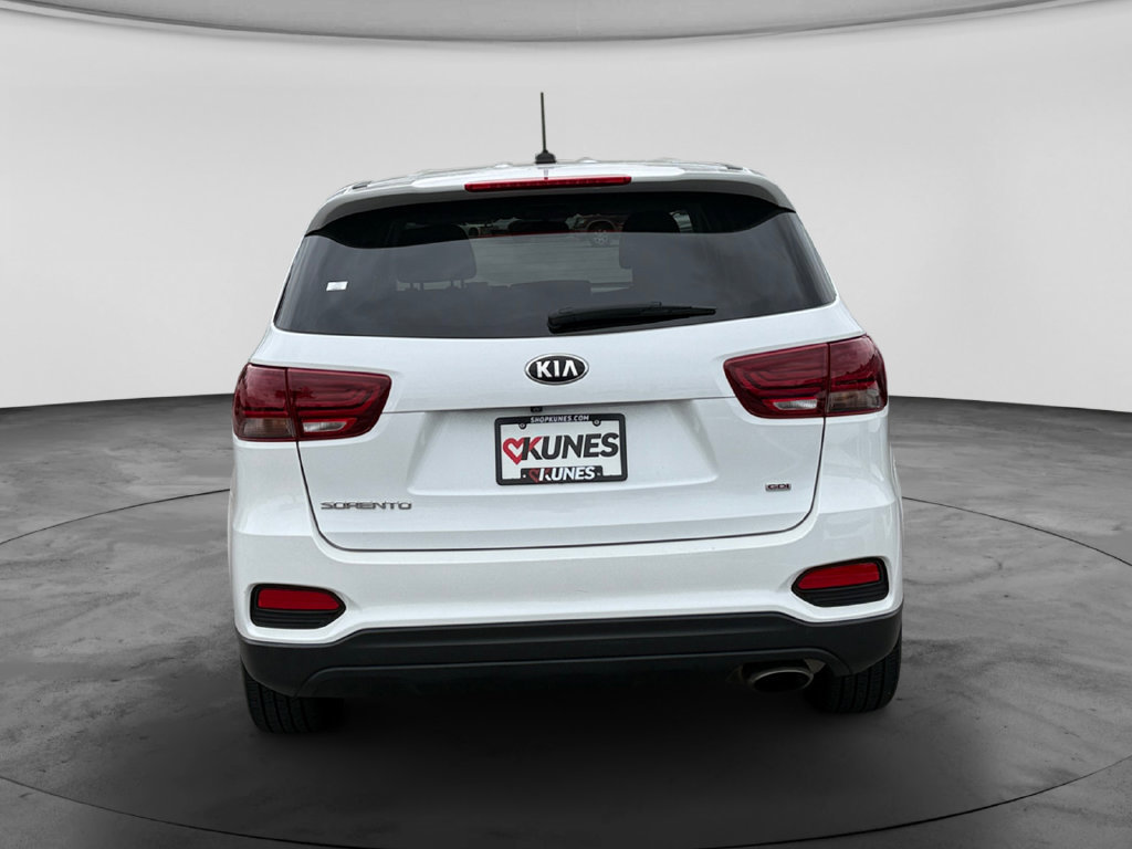 Used 2020 Kia Sorento L FWD image 8