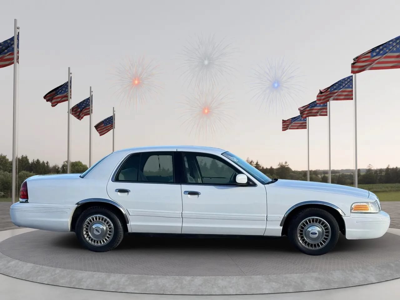 Used 2001 Ford Crown Victoria RWD image 8
