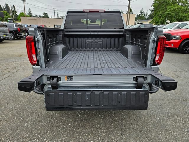 Used 2025 GMC Sierra 1500 AT4 w/ AT4 Premium Package AWD/4WD image 15