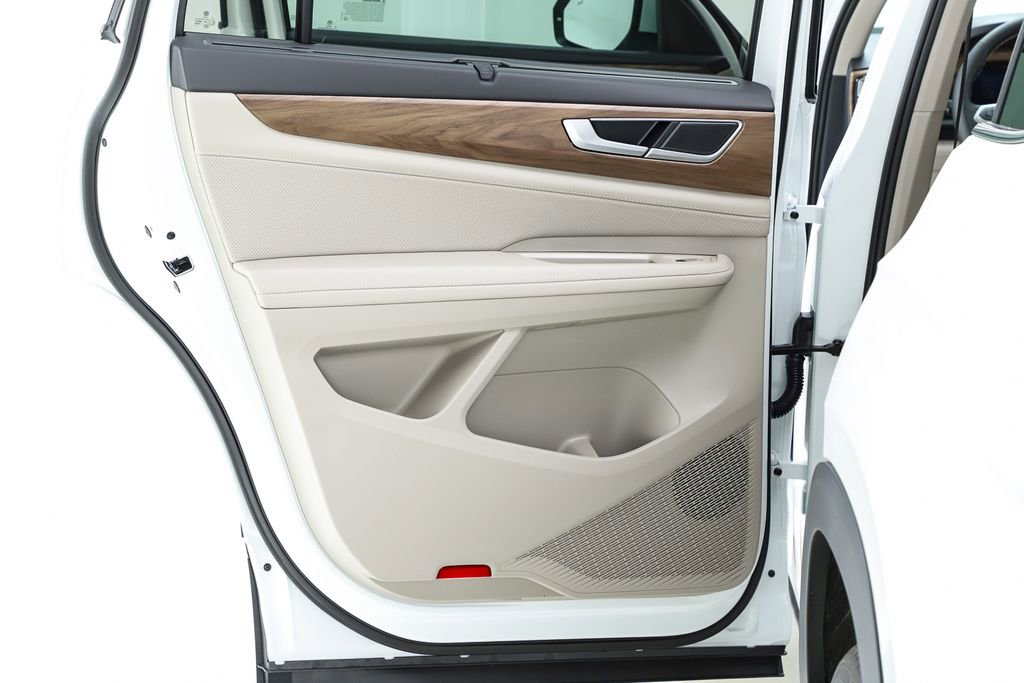 New 2026 Volkswagen Atlas SE image 56