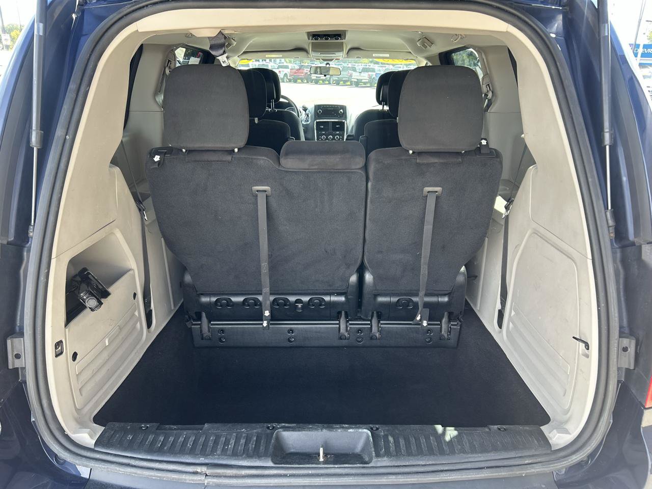 Used 2015 Dodge Grand Caravan SE w/ Quick Order Package 29E SE FWD image 16