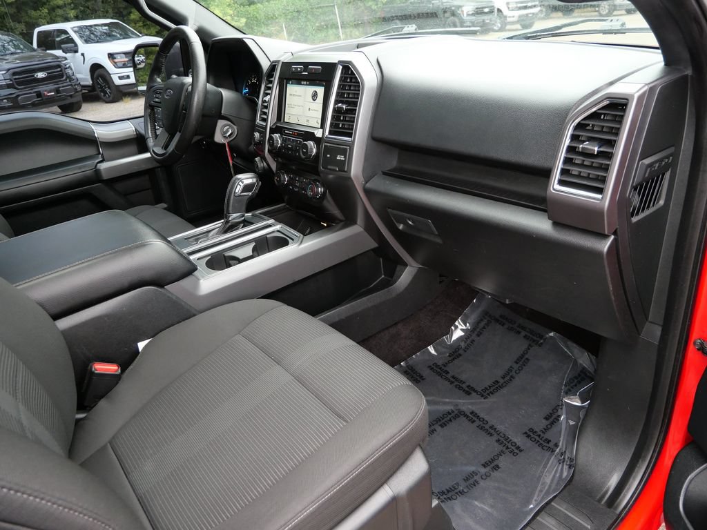 Used 2016 Ford F150 XLT w/ Equipment Group 302A Luxury AWD/4WD image 11