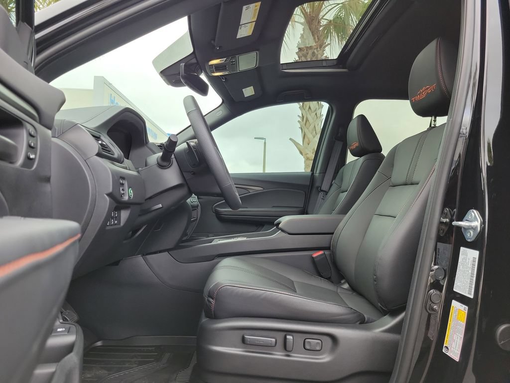 Certified 2026 Honda Ridgeline TrailSport image 23