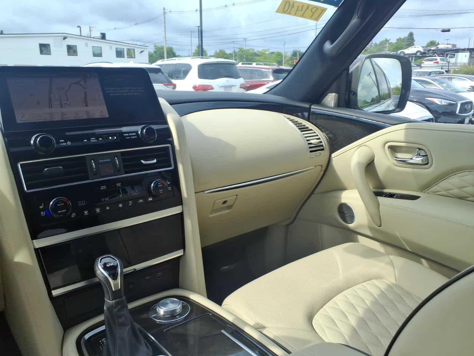 Certified 2024 INFINITI QX80 Sensory AWD/4WD image 15