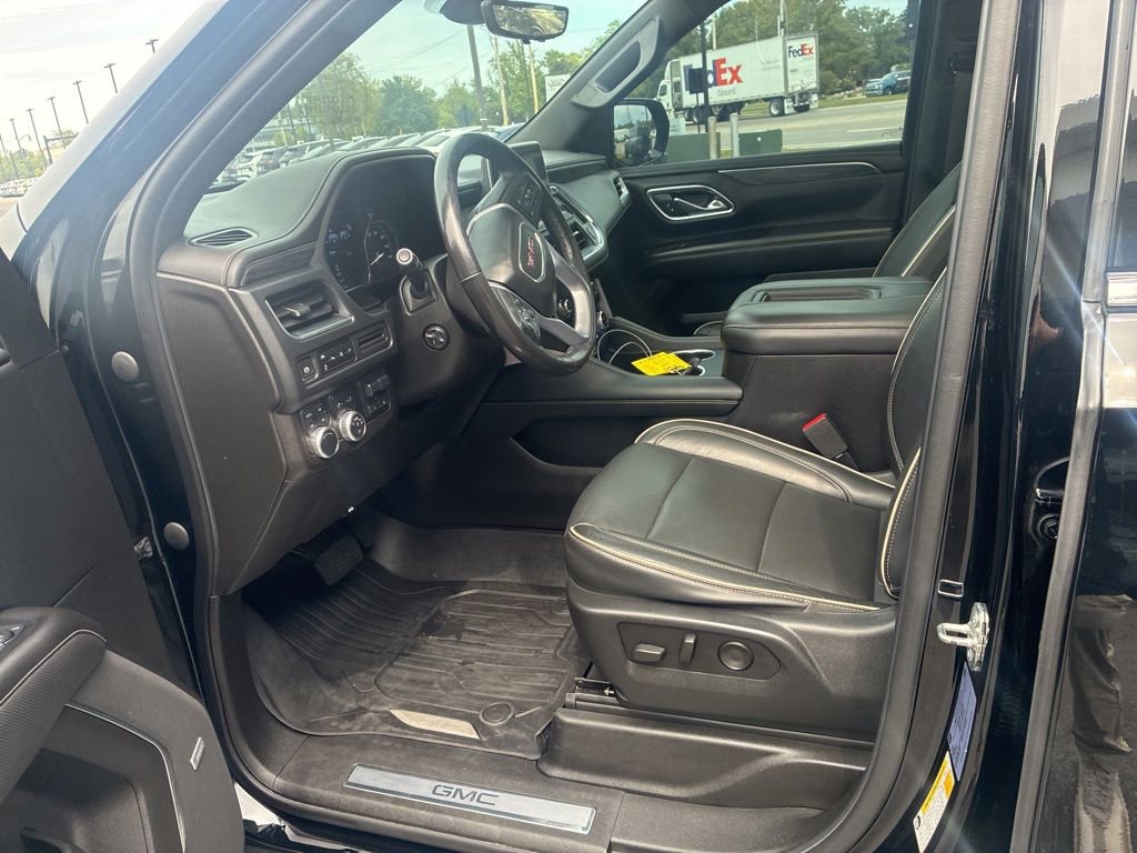 Used 2021 GMC Yukon SLT w/ SLT Luxury Plus Package AWD/4WD image 8