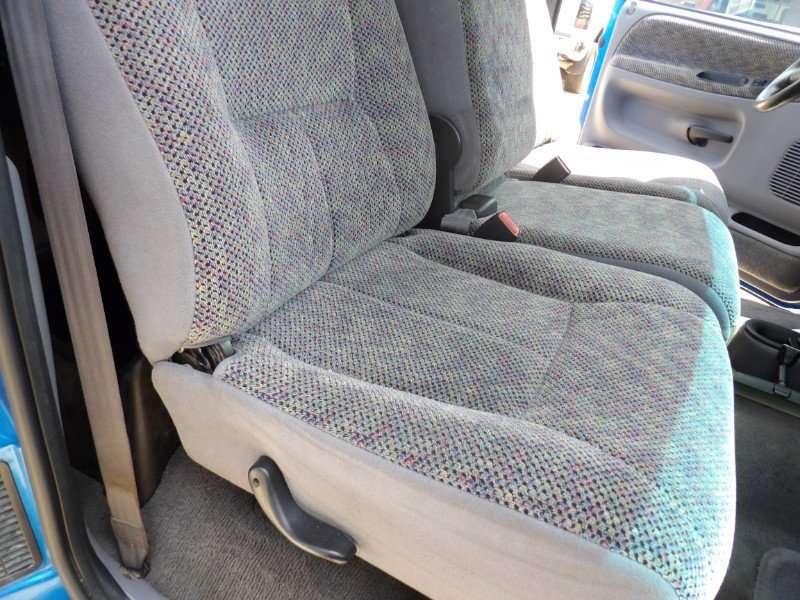 Used 1999 Dodge Ram 3500 Truck SLT image 14