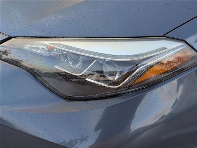 Used 2019 Toyota Corolla SE FWD image 10