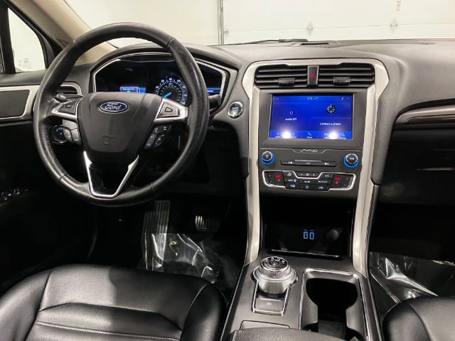 Used 2020 Ford Fusion SEL image 52